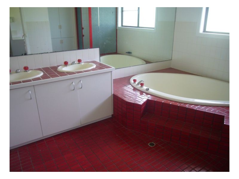 5 Ted Ovens Drive, Coffs Harbour NSW 2450