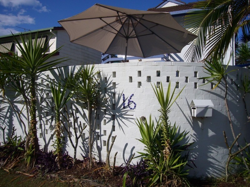 16 HONEYSUCKLE STREET, Sawtell NSW 2452