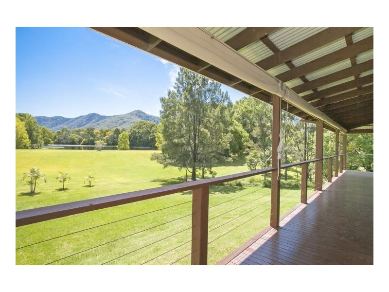 15 Bakker Drive, Bonville NSW 2441