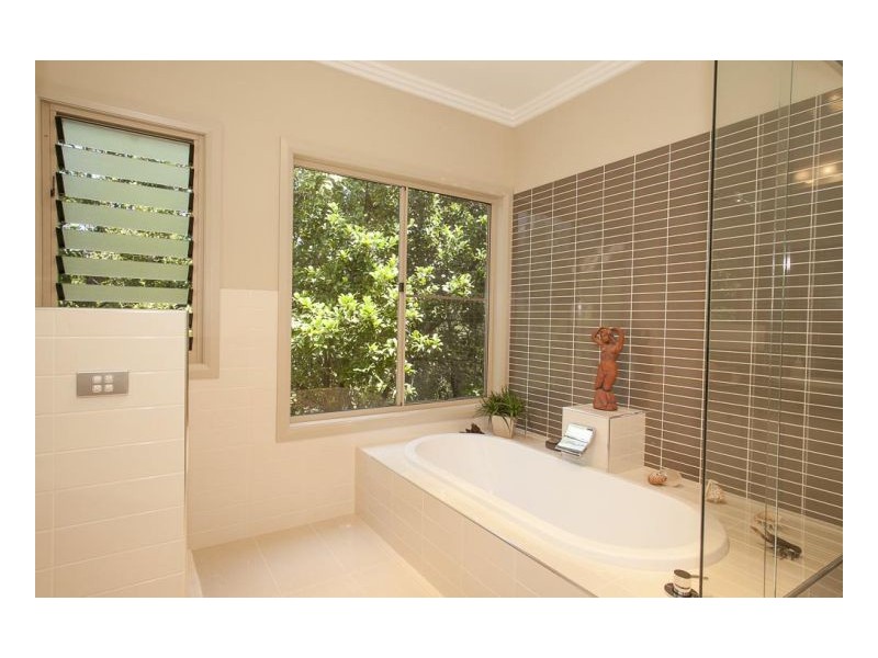 15 Bakker Drive, Bonville NSW 2441