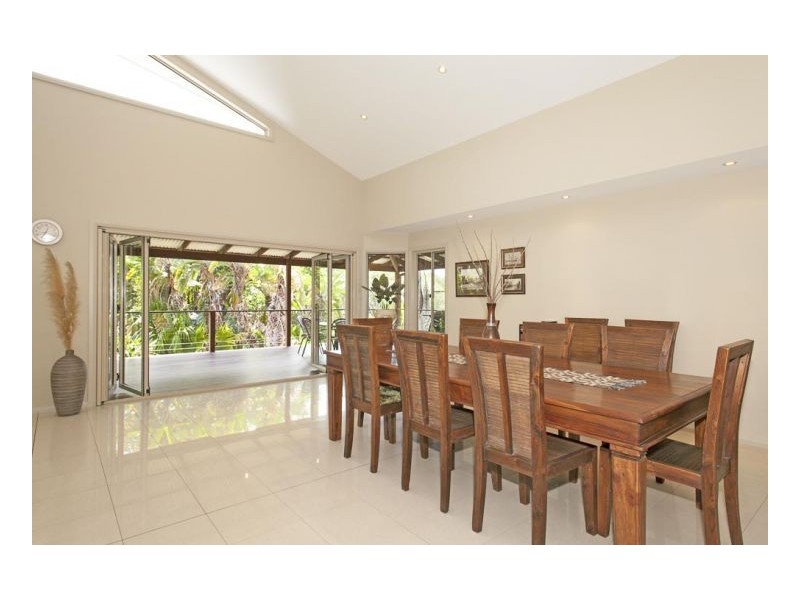 15 Bakker Drive, Bonville NSW 2441