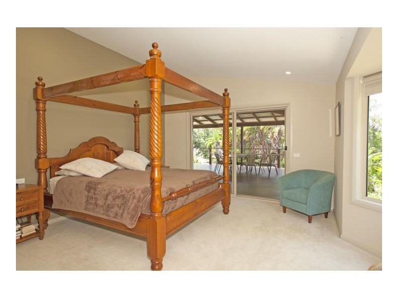 15 Bakker Drive, Bonville NSW 2441