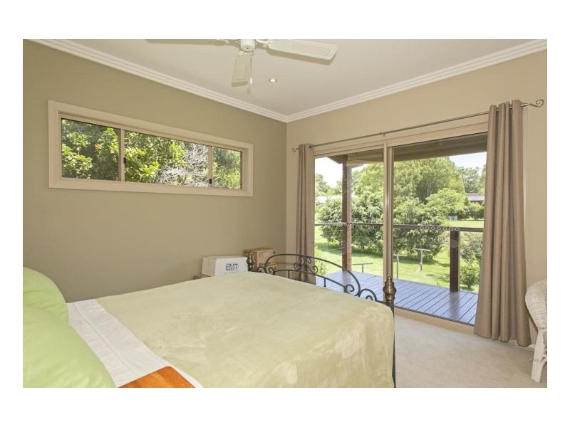 15 Bakker Drive, Bonville NSW 2441