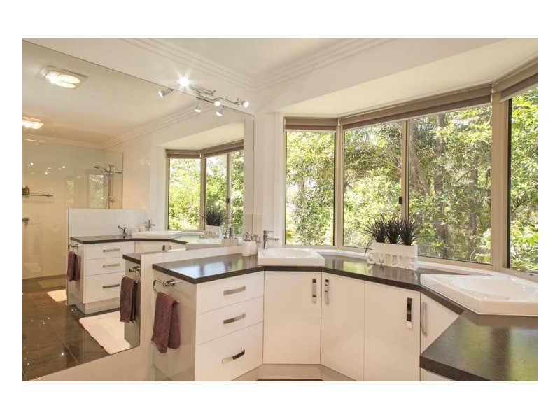 15 Bakker Drive, Bonville NSW 2441