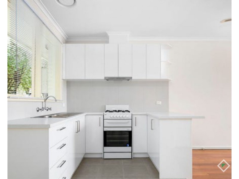 4/4 Genoa Street, Parkdale VIC 3195