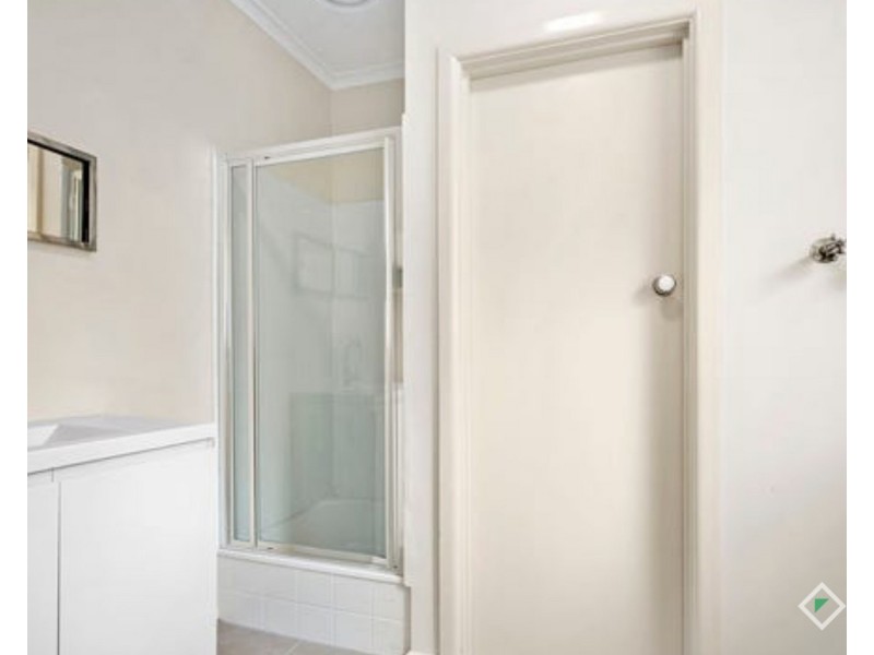 4/4 Genoa Street, Parkdale VIC 3195