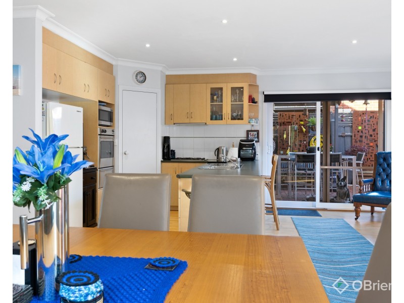 2/2 Keith Street, Parkdale VIC 3195