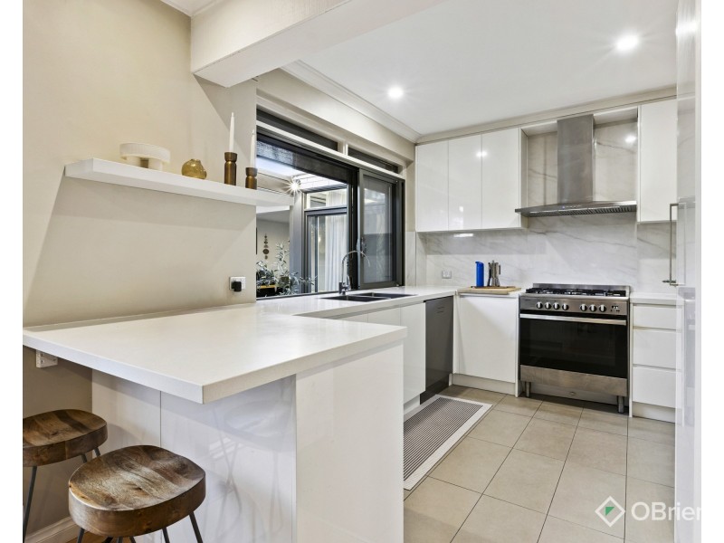 48 Jacks Ave, Dingley Village VIC 3172