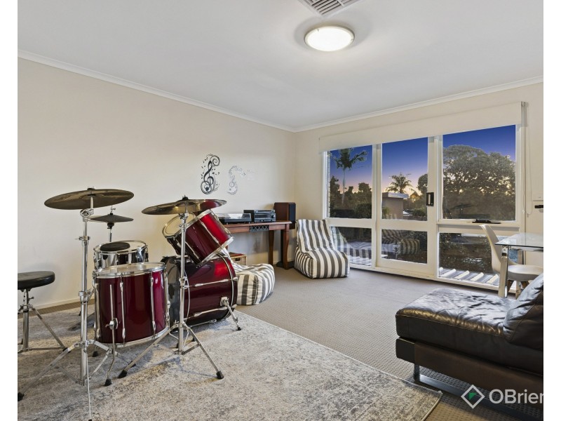 48 Jacks Ave, Dingley Village VIC 3172