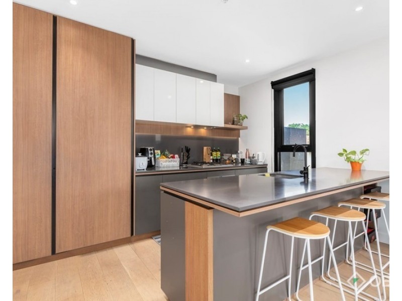 203/692 Whitehorse Road, Mont Albert VIC 3127