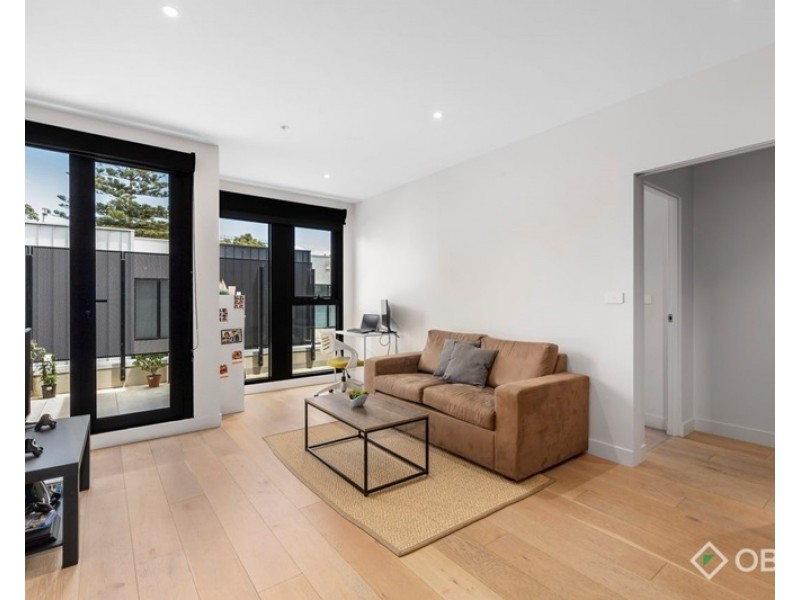203/692 Whitehorse Road, Mont Albert VIC 3127