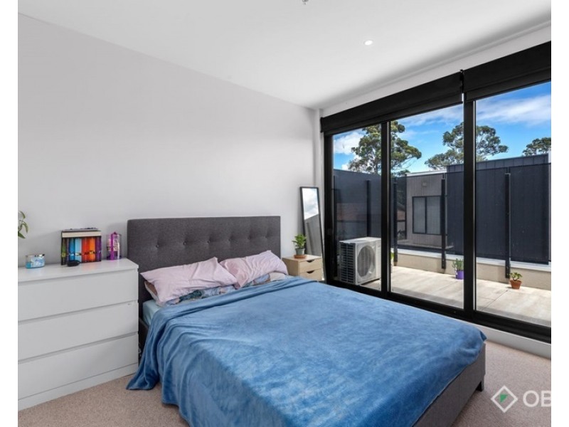 203/692 Whitehorse Road, Mont Albert VIC 3127
