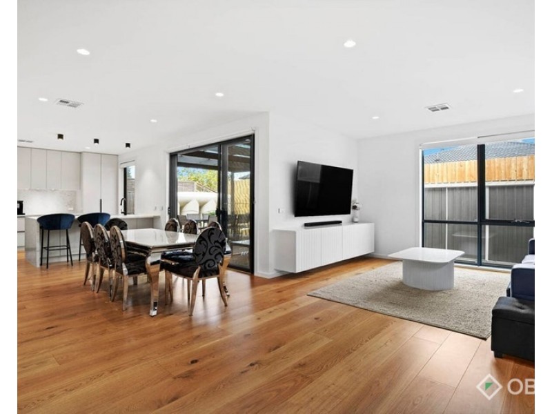 2/1 Houston Street, Mentone VIC 3194