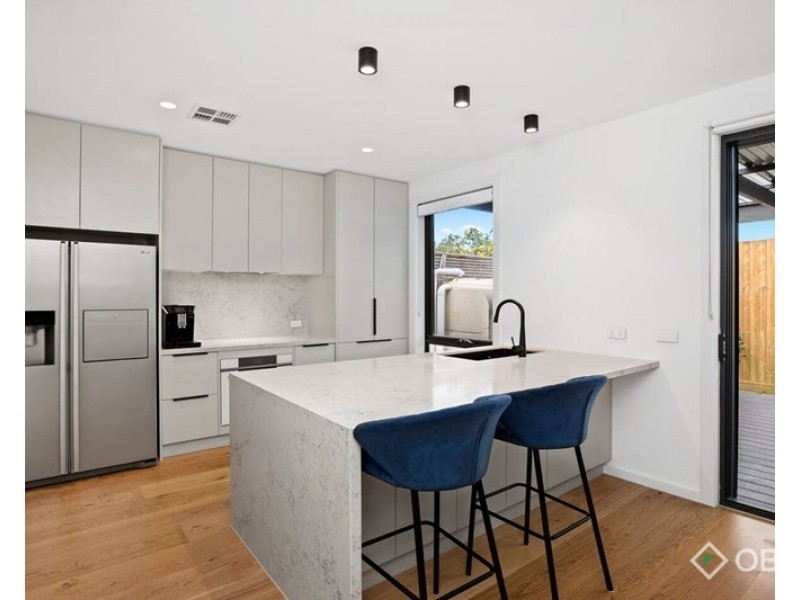 2/1 Houston Street, Mentone VIC 3194