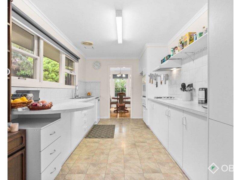 10 Coprosma Avenue, Frankston VIC 3199
