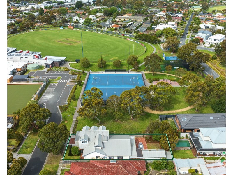 4 Connell Street, Mordialloc VIC 3195
