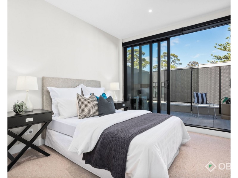 203/692 Whitehorse Road, Mont Albert VIC 3127