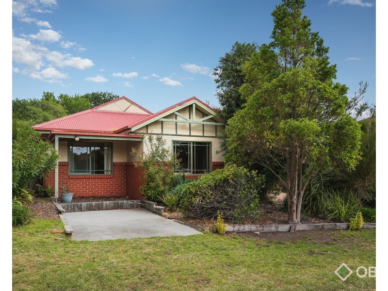 4   Shane Court, Carrum Downs VIC 3201