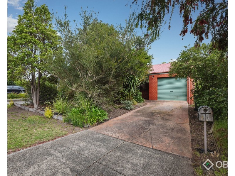 4   Shane Court, Carrum Downs VIC 3201