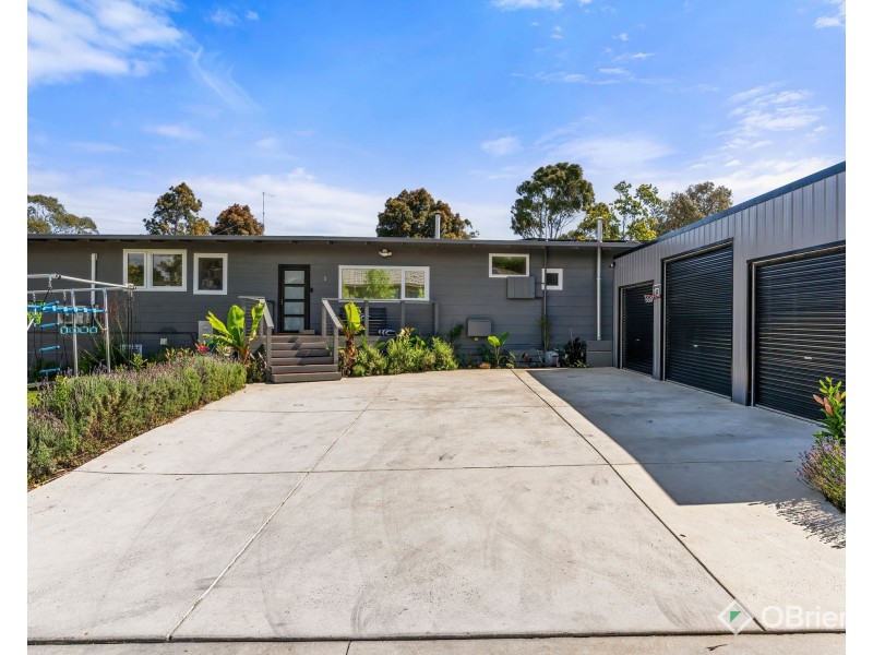 5 Boggy Creek Court, Langwarrin VIC 3910