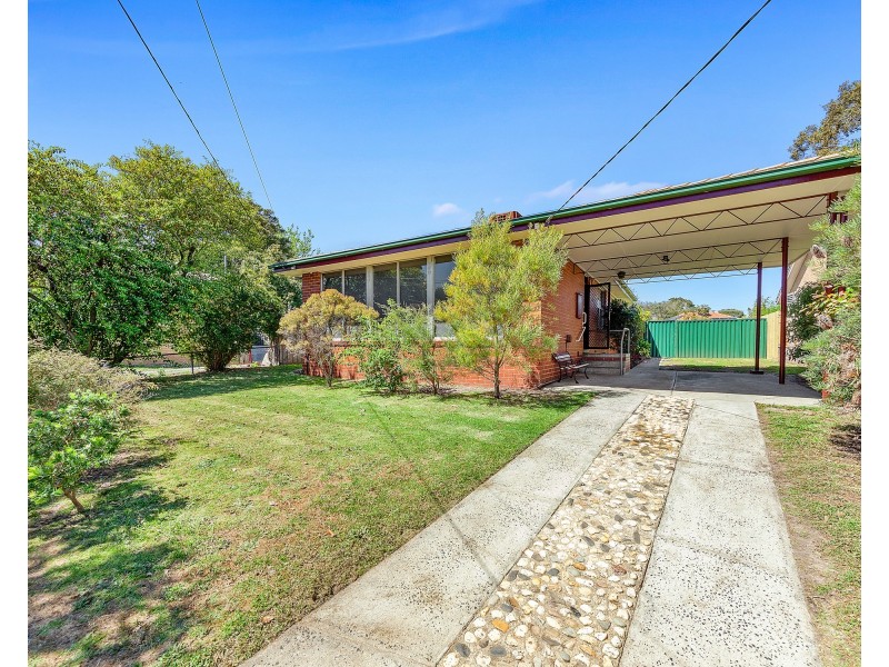 3 Hodgins Crescent, Frankston North VIC 3200
