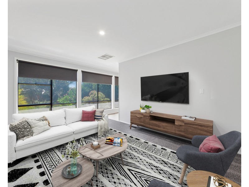 3 Hodgins Crescent, Frankston North VIC 3200