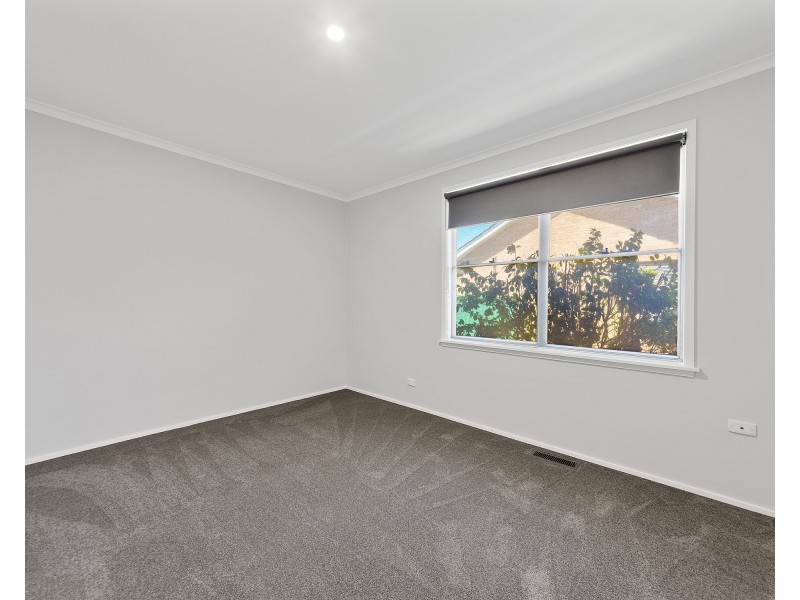 3 Hodgins Crescent, Frankston North VIC 3200