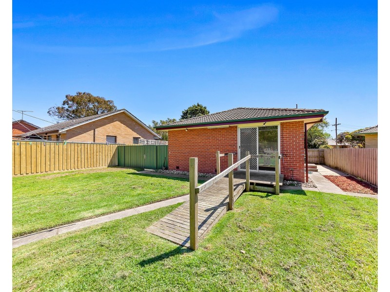 3 Hodgins Crescent, Frankston North VIC 3200