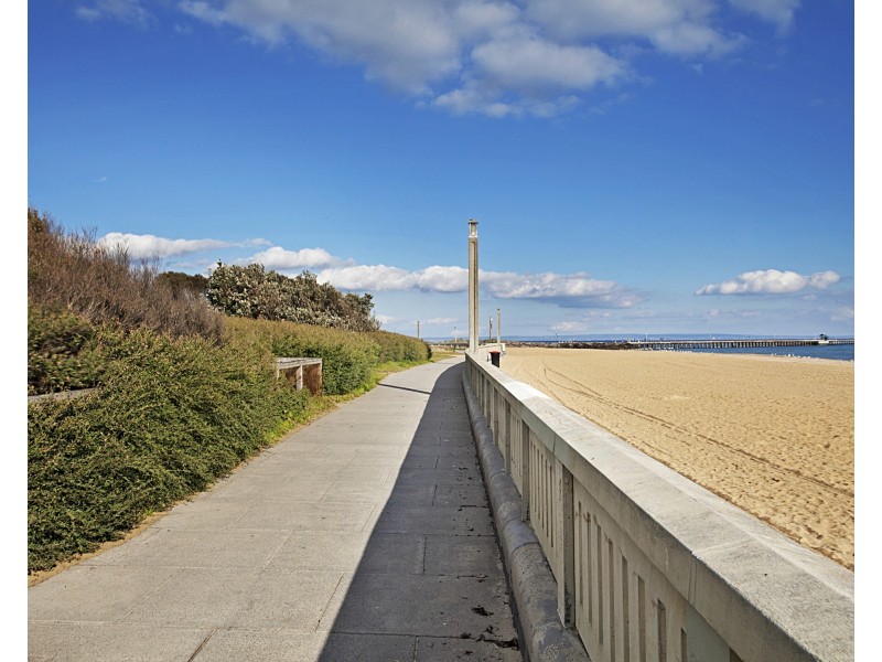 6/2 Woods Avenue, Mordialloc VIC 3195