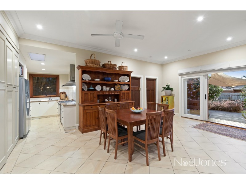 27 Stewart Street, Ormond VIC 3204