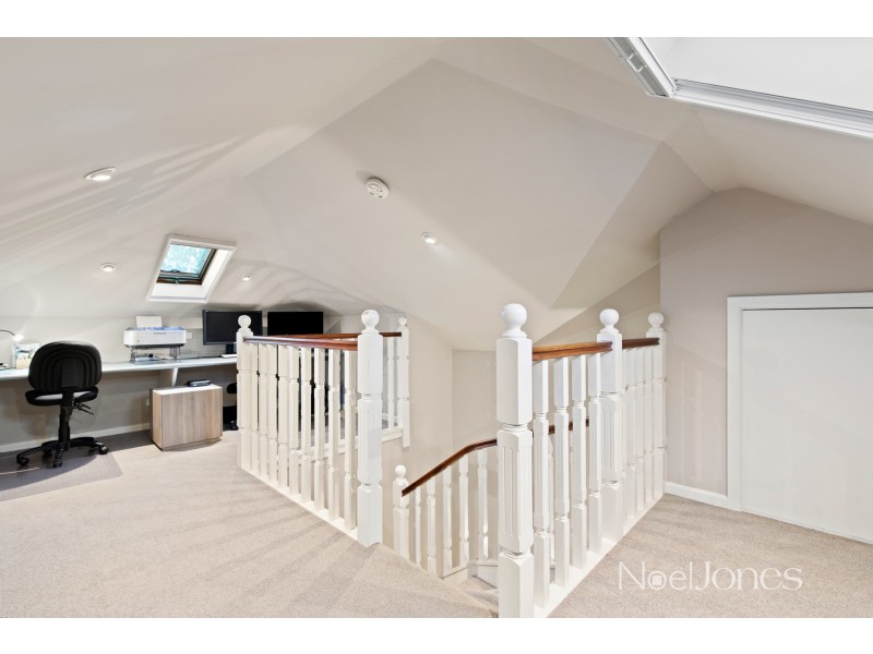 27 Stewart Street, Ormond VIC 3204