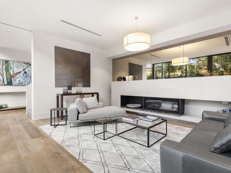 2/19 Carramar Avenue, Camberwell VIC 3124