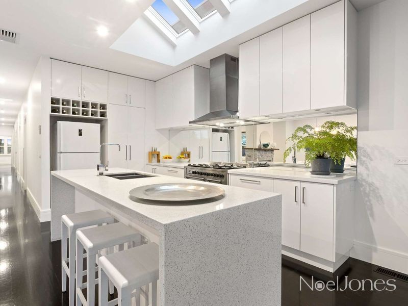 10 Chestnut Street, Surrey Hills VIC 3127