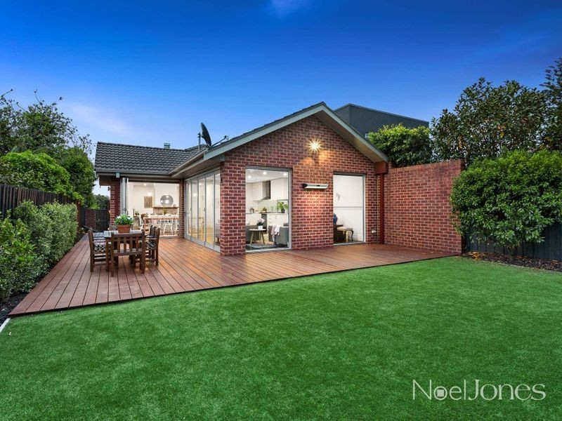 10 Chestnut Street, Surrey Hills VIC 3127