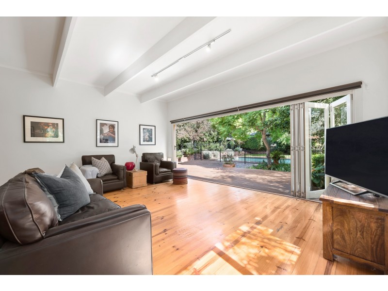 12 Suffolk Road, Surrey Hills VIC 3127