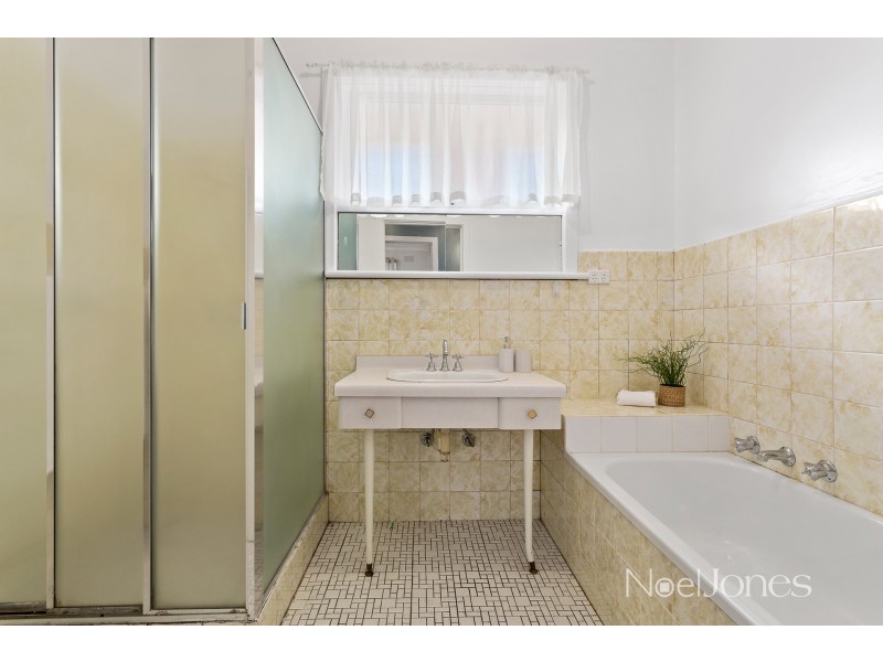 2/24 Seville Street, Camberwell VIC 3124