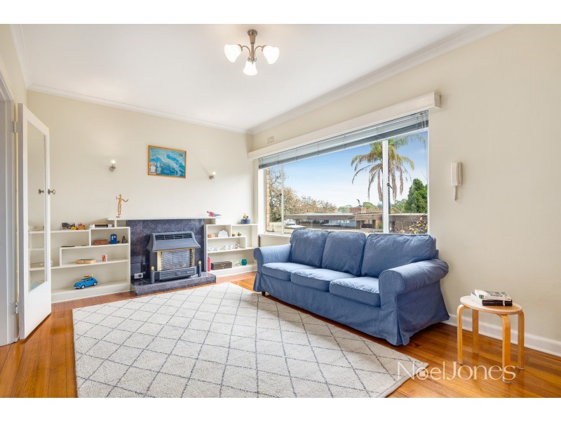 2/20 Chaucer Crescent, Canterbury VIC 3126