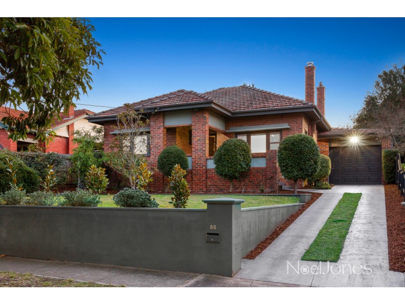 88 Durham Road, Surrey Hills VIC 3127