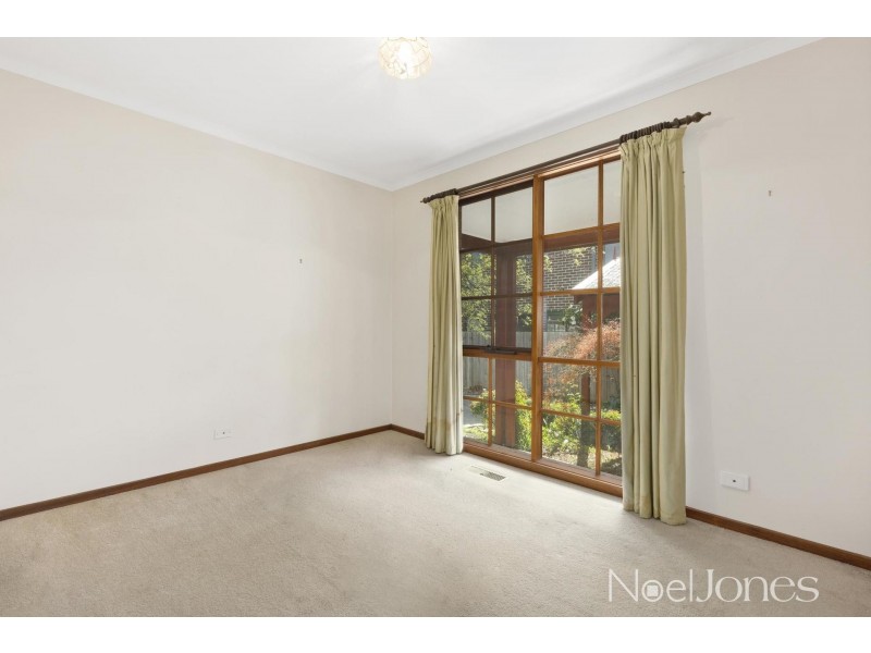 2/11 Queens Parade, Glen Iris VIC 3146