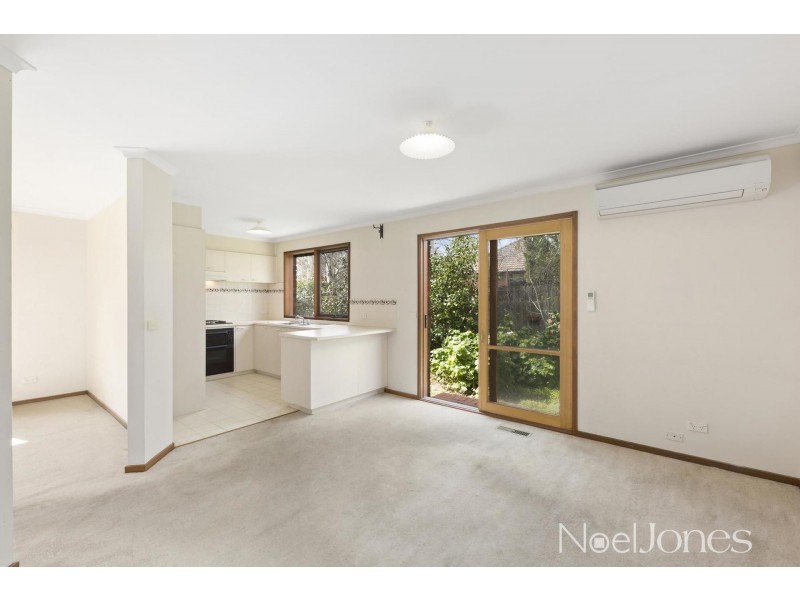 2/11 Queens Parade, Glen Iris VIC 3146