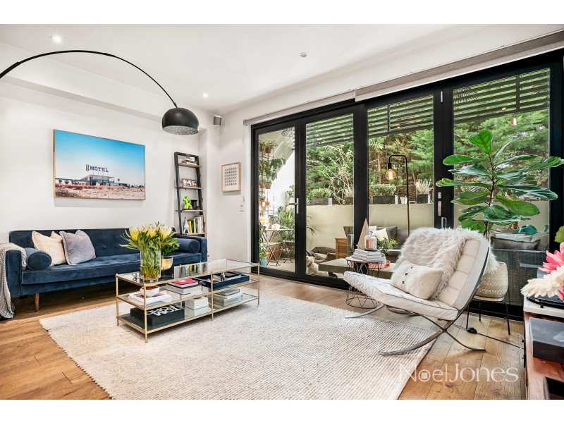 17 Norfolk Place, Malvern VIC 3144