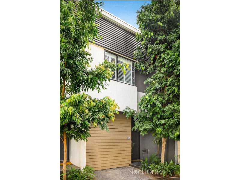 17 Norfolk Place, Malvern VIC 3144