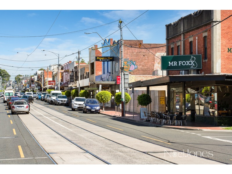 17 Norfolk Place, Malvern VIC 3144