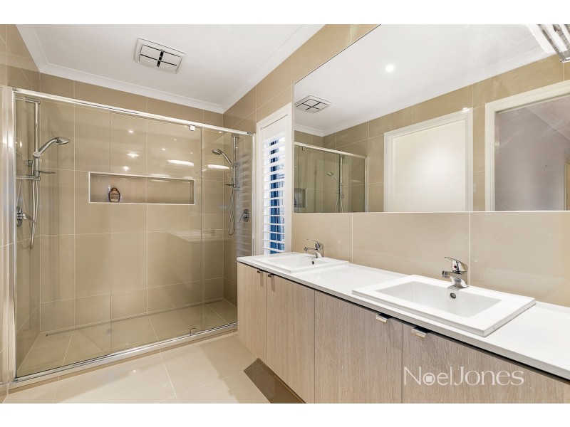 4 Thomas Street, Camberwell VIC 3124