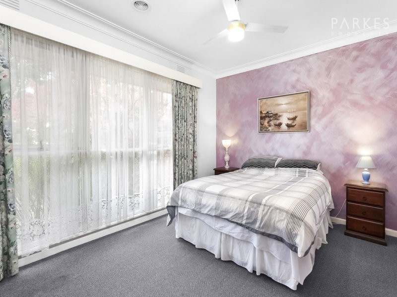 20 Pine Way, Doncaster East VIC 3109