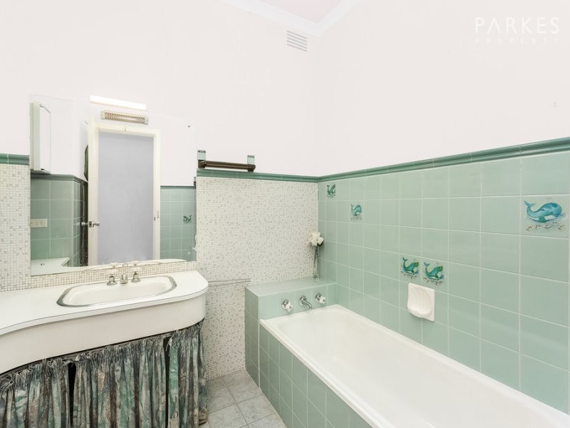 20 Pine Way, Doncaster East VIC 3109