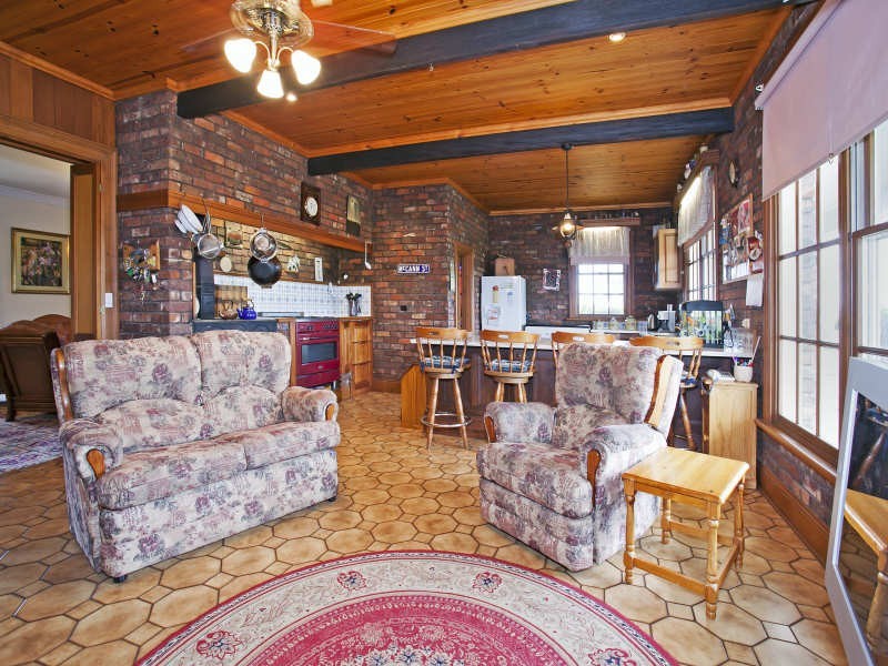 605 Lake Road, Connewarre VIC 3227