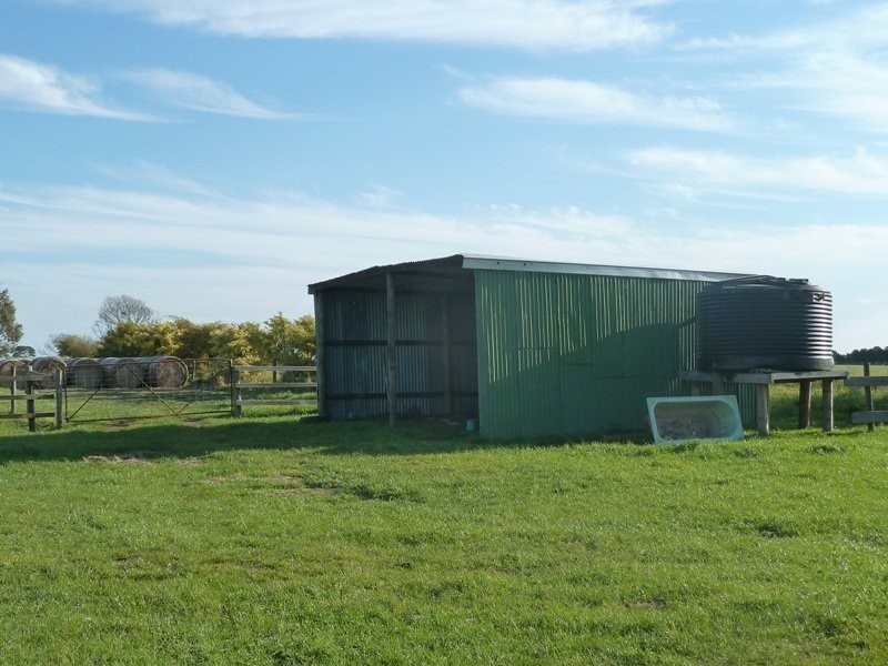 70 Crabbes Road, Warncoort VIC 3243