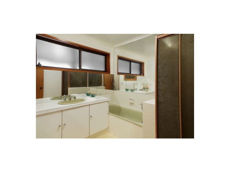 55 Whitehorse Road, Moolap VIC 3221