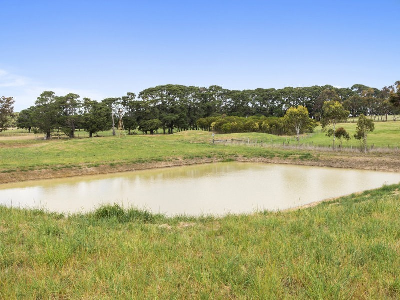 1930 Princes Highway, Buckley VIC 3240